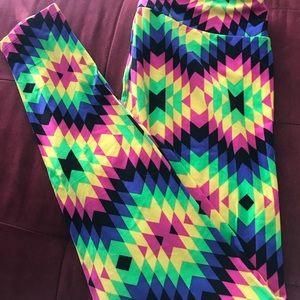 LuLaRoe Leggings TALL&CURVY